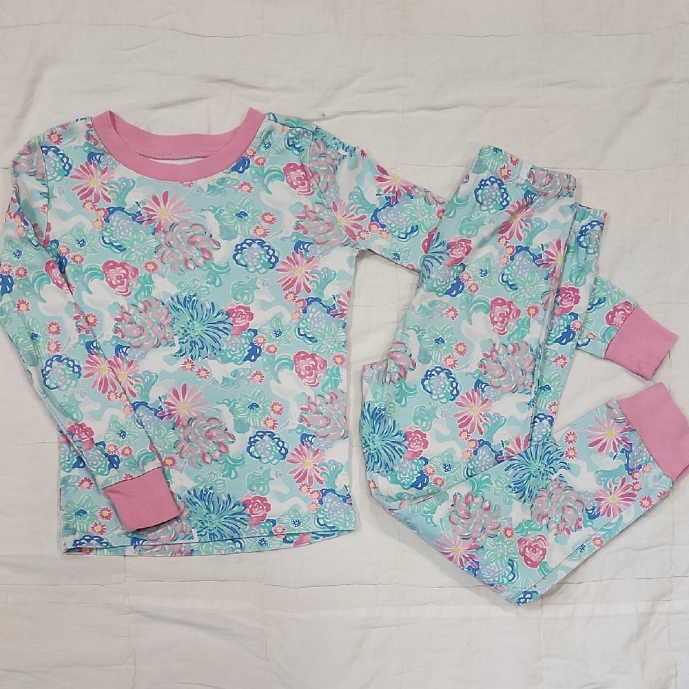 Lilly Pulitzer/Pottery Barn Kids Floral Pajama Set with Pink and Blue